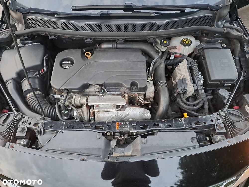 Opel Astra 1.4 Turbo Start/Stop Innovation - 19