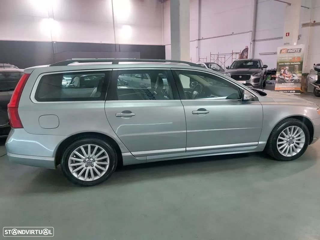Volvo V70 2.0 D Momentum - 7