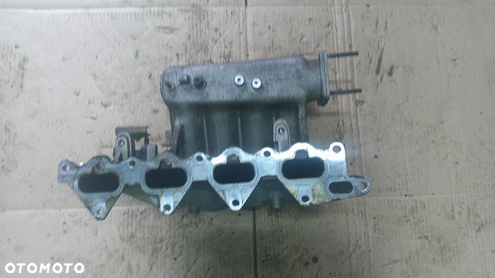 HYUNDAI SONATA 2.0 16V KOLEKTOR SSACY - 2