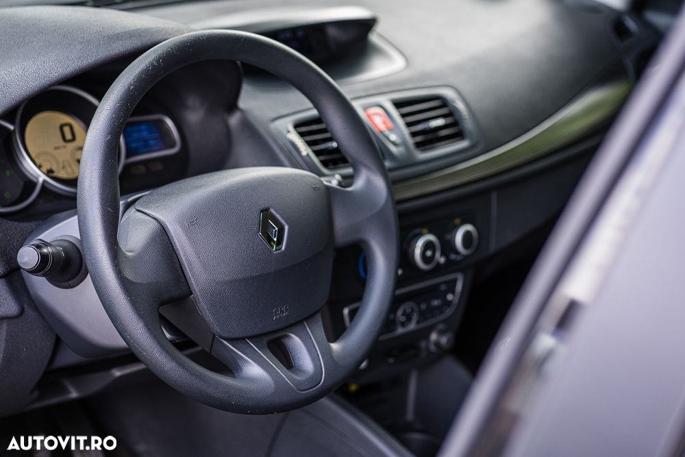 Renault Megane 1.6 16V 100 Expression - 21