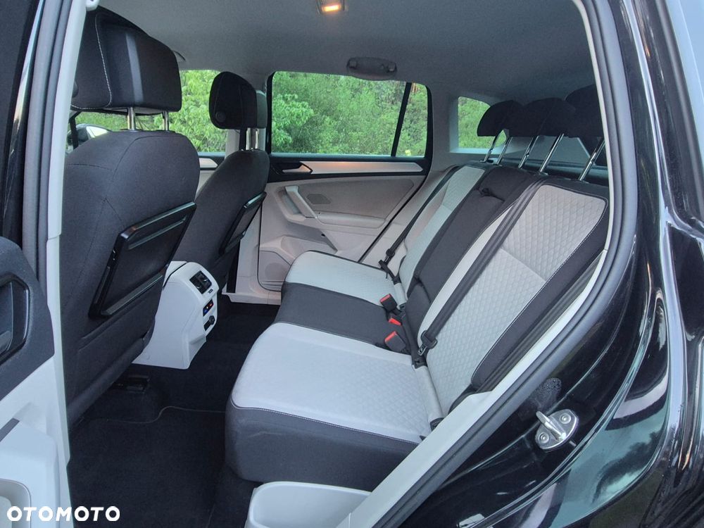 Volkswagen Tiguan 2.0 TDI SCR Elegance - 10