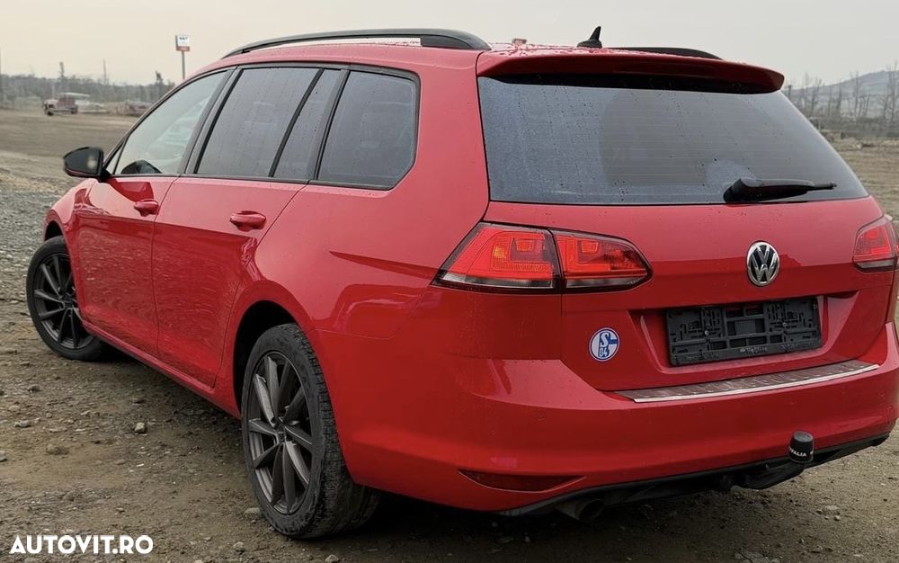 Volkswagen Golf 1.6 TDI DSG BMT Comfortline - 10