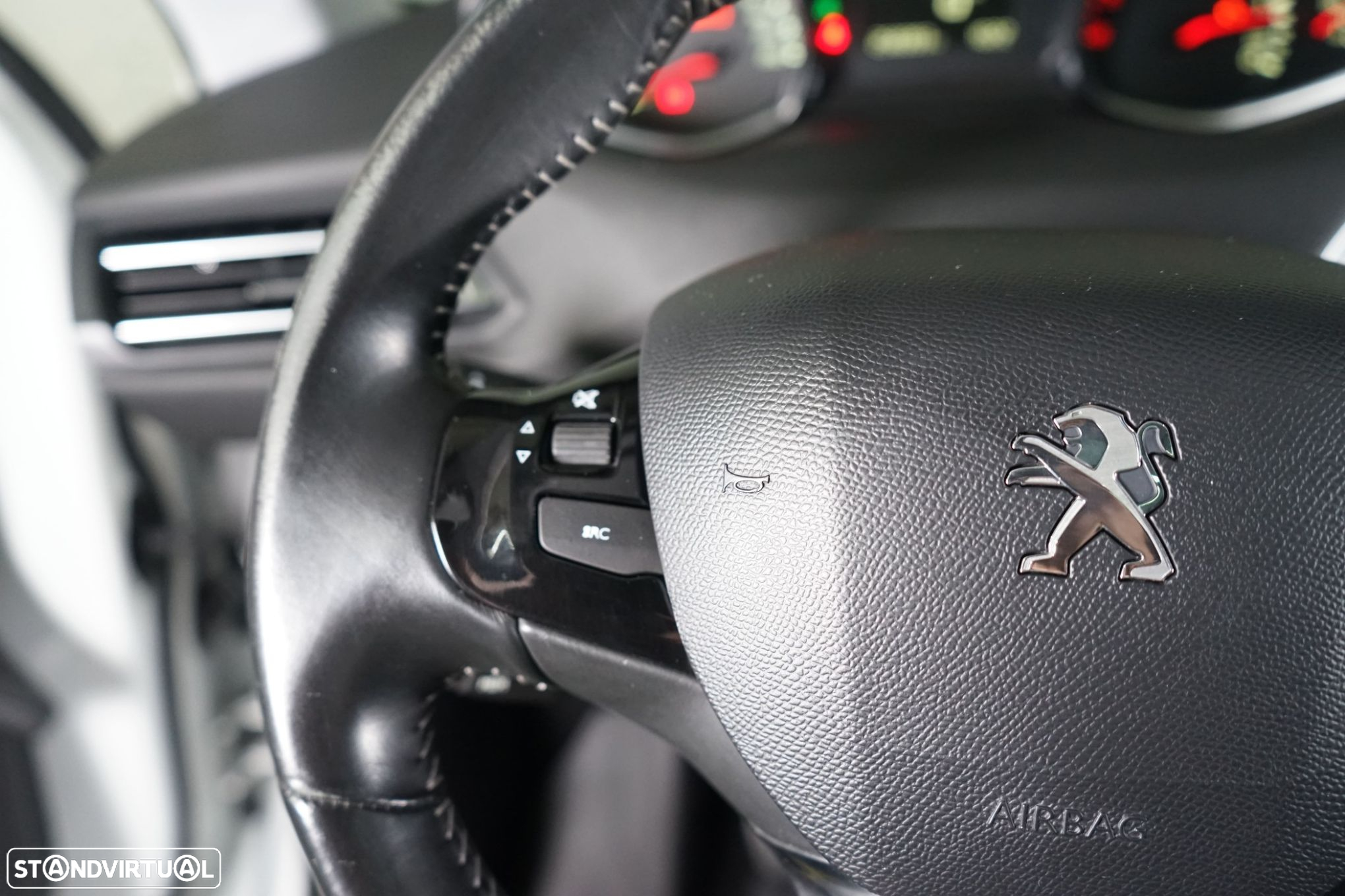 Peugeot 308 SW 1.6 BlueHDi Allure - 24