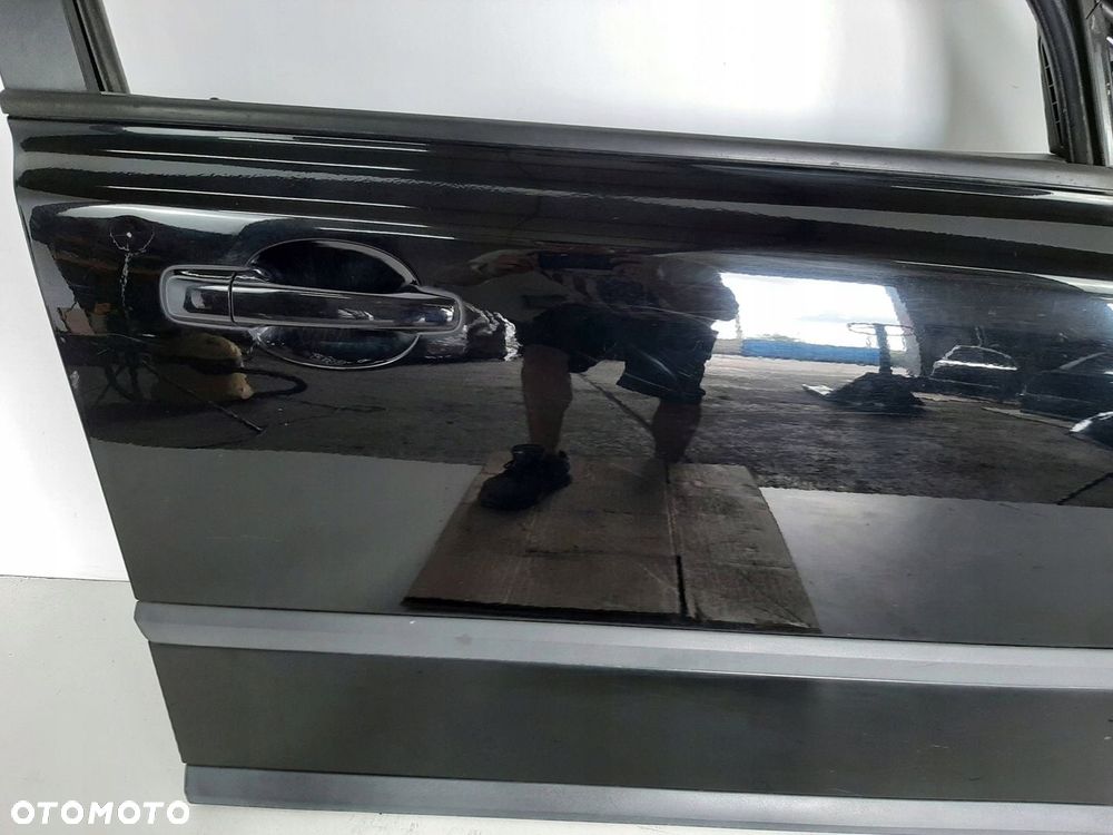 VOLVO V50 1.6D 06R DRZWI PRAWY PRZOD KOD 019-26 - 4