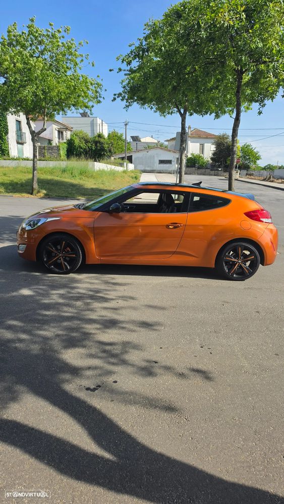 Hyundai Veloster 1.6 GDi Blue Comfort - 3