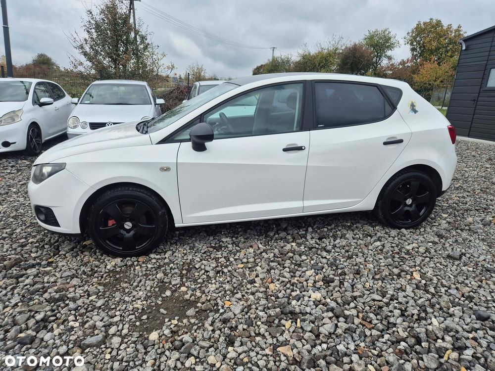 Seat Ibiza 2011 photo 4