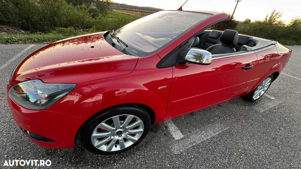 Ford Focus 2.0 16V Titanium - 21