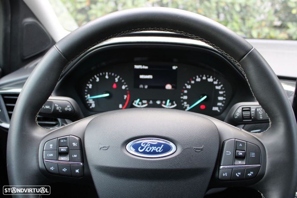 Ford Puma 1.0 EcoBoost Hybrid TITANIUM - 10