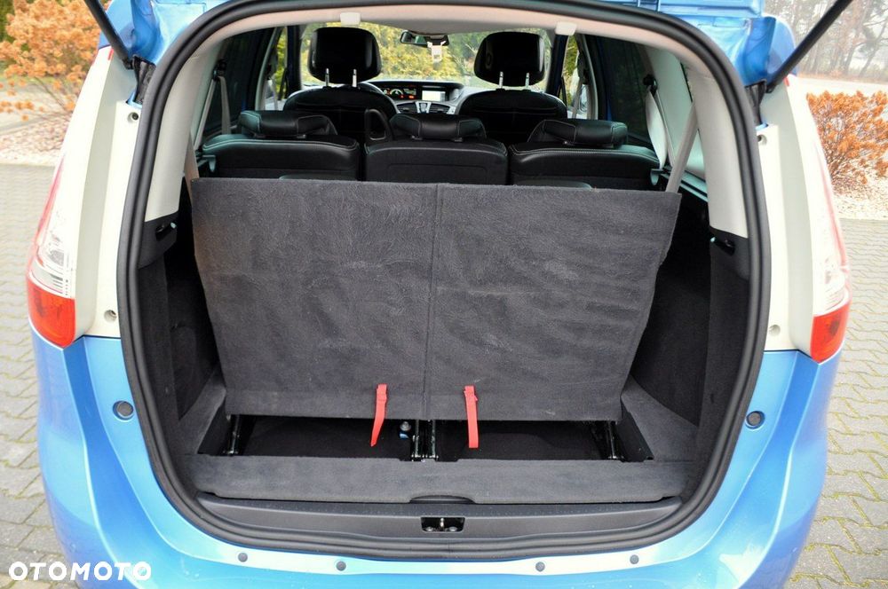 Renault Grand Scenic - 38