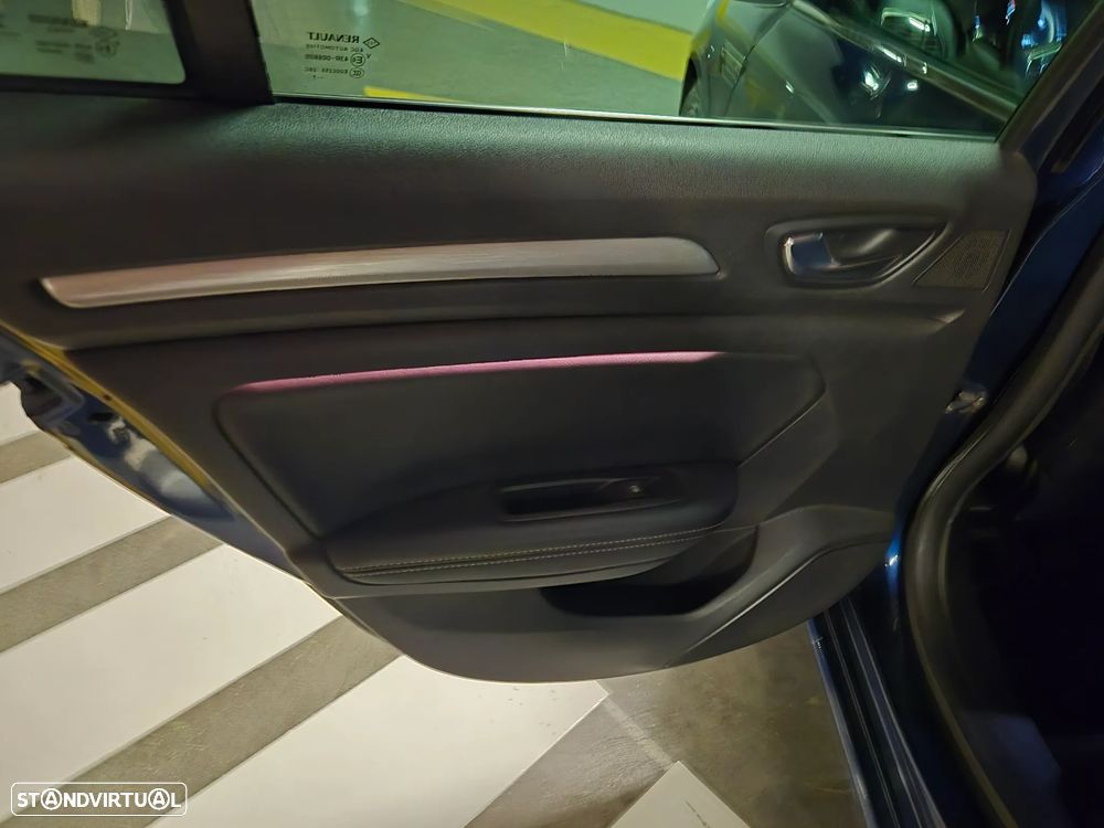 Renault Mégane Sport Tourer ENERGY dCi 110 EDC BOSE EDITION - 35