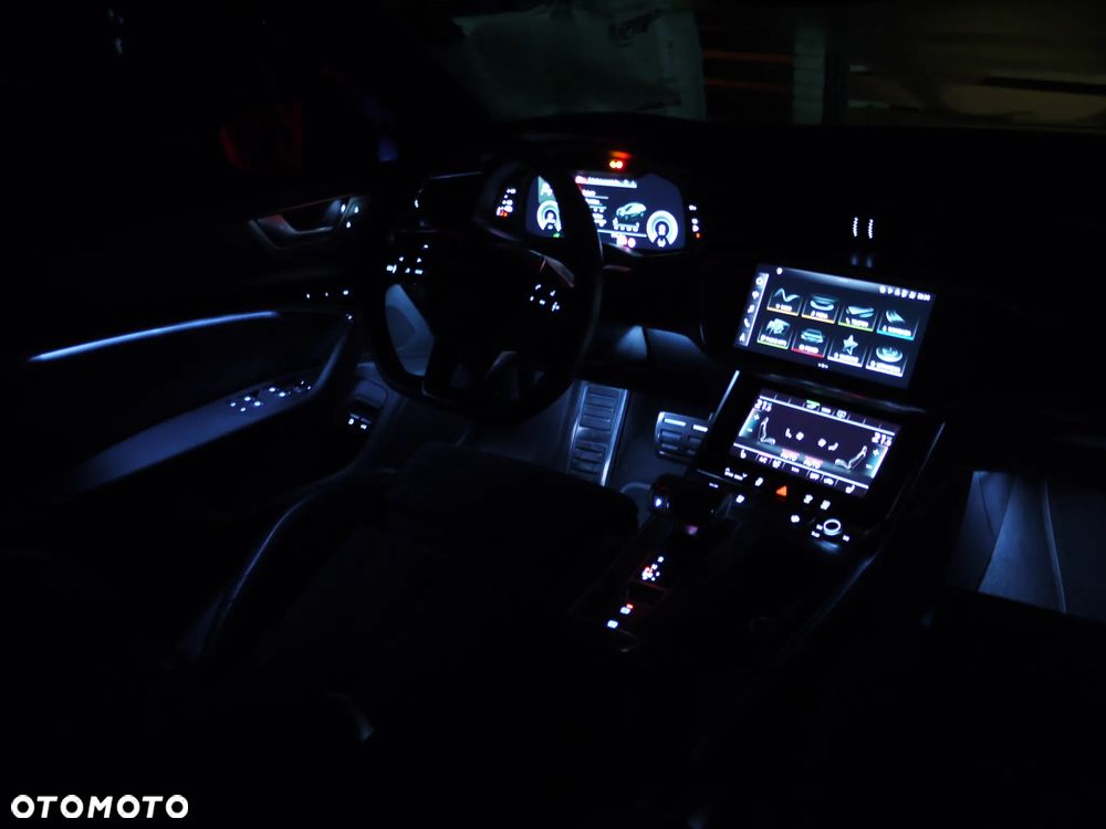 Audi A6 Avant 55 TFSI e Quattro Sport S tronic - 13