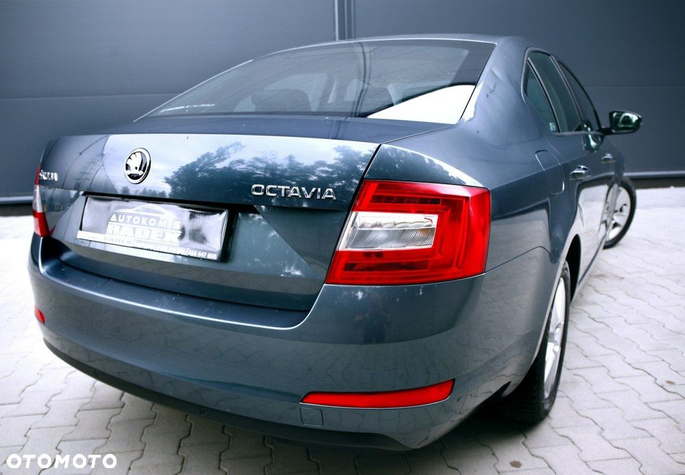Skoda Octavia 2.0 TDI Edition DSG - 27