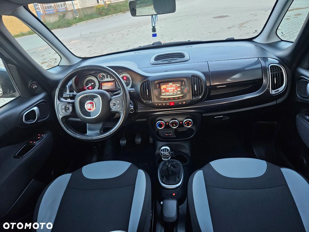 Fiat 500L 1.4 16V Urban Edition - 21