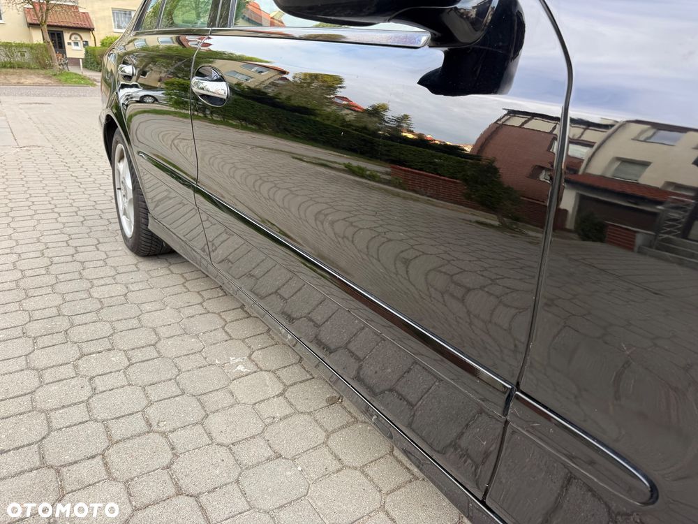Mercedes-Benz Klasa E 220 CDI Automatik Elegance - 17