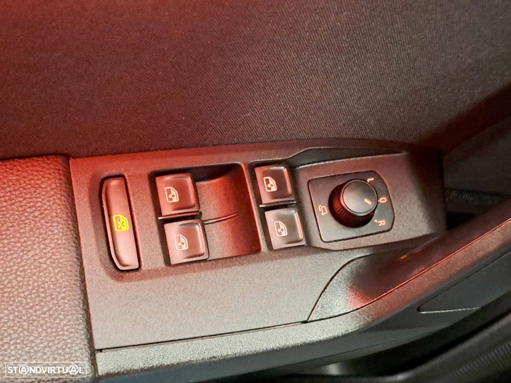 SEAT Ibiza 1.0 TSI FR - 10