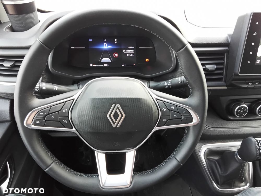 Renault Trafic - 10
