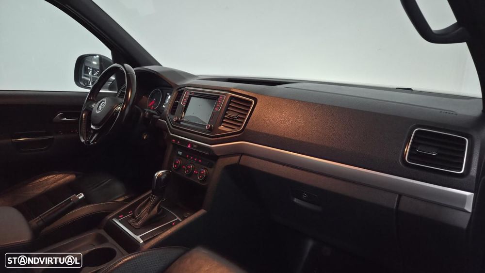 VW Amarok 3.0 TDI V6 4Motion - 9