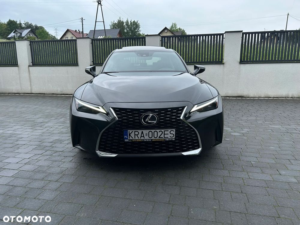 Lexus IS - 1