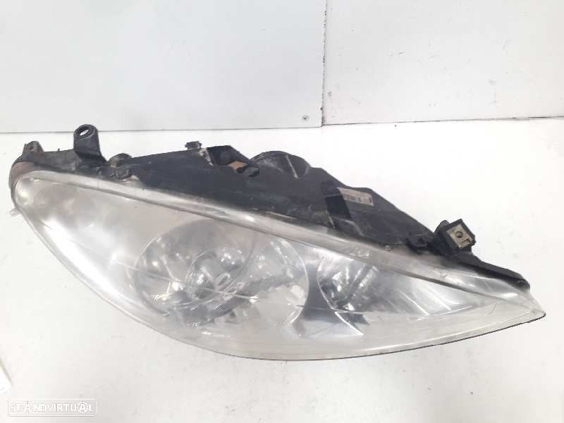 FAROL DIREITO PEUGEOT 307 CC 2005 - - 3