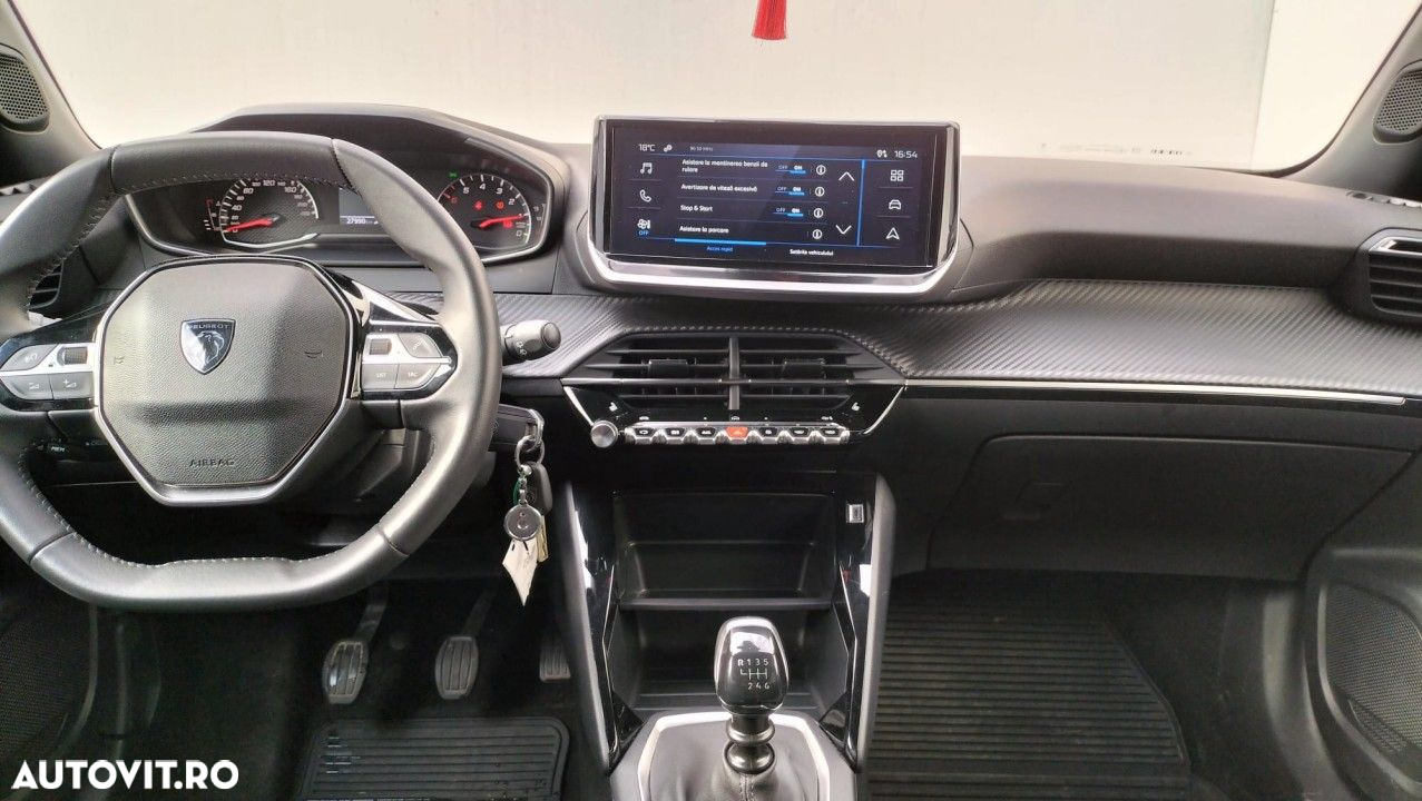 Peugeot 2008 - 12