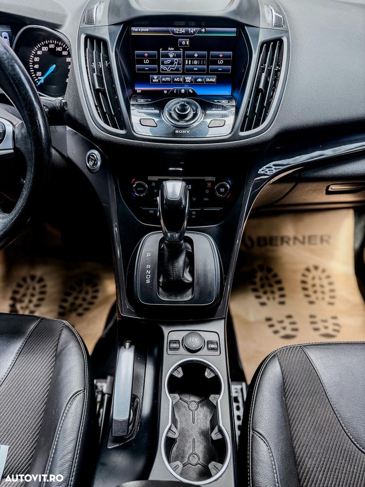 Ford Kuga 2.0 TDCi 4x4 Aut. Titanium - 24