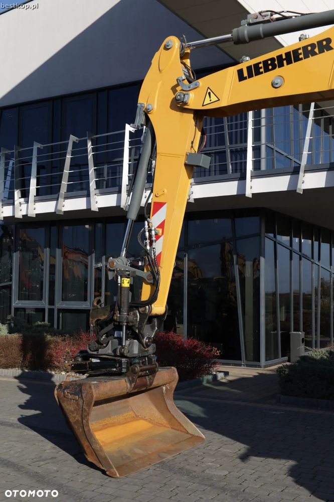 Liebherr A910 Compact Litronic - 16