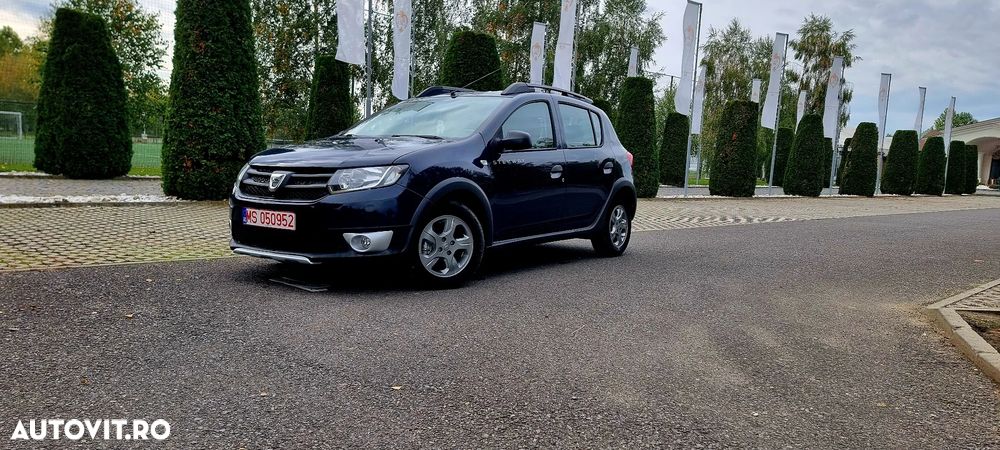 Dacia Sandero 1.2 16V 75 Laureate - 2