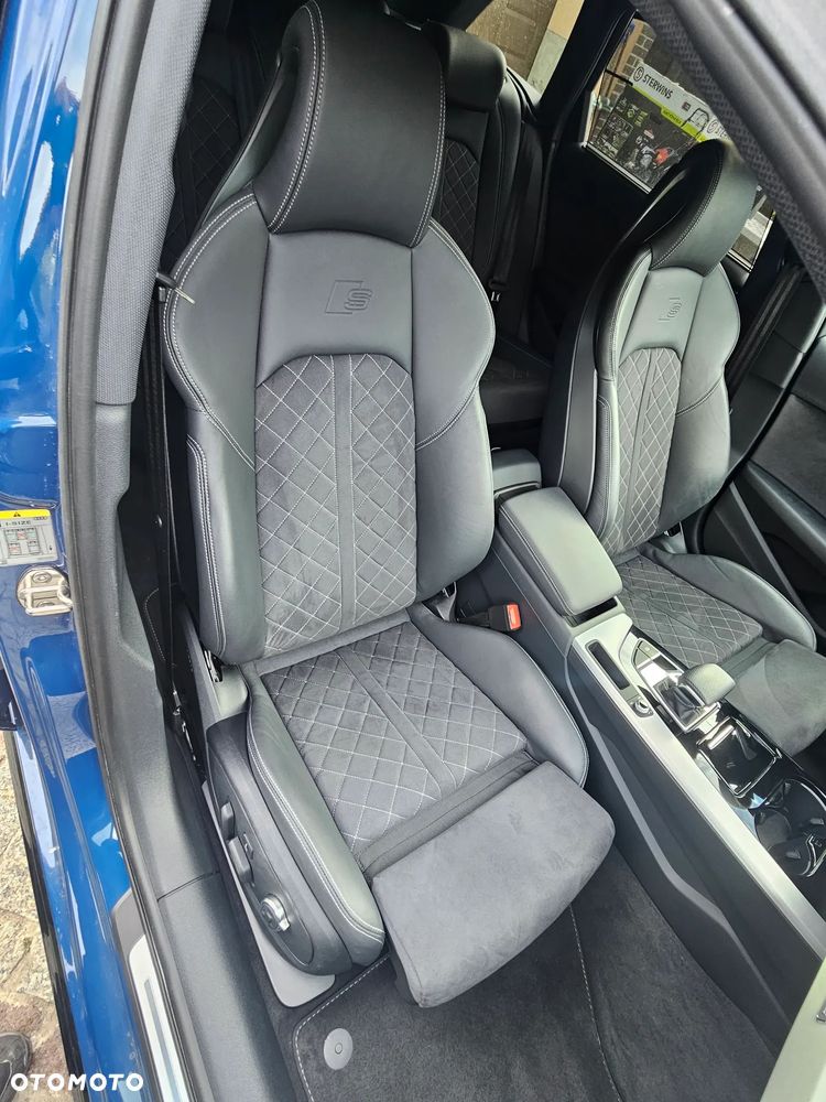 Audi A4 Avant - 22