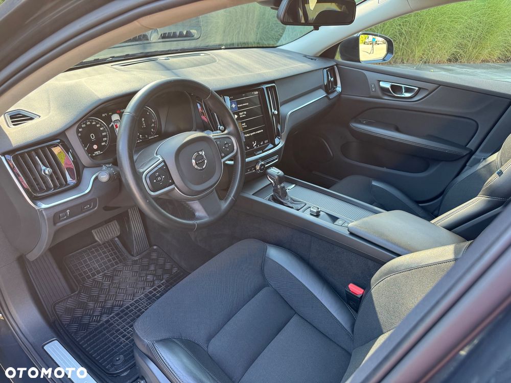 Volvo V60 D3 Geartronic Momentum Pro - 22