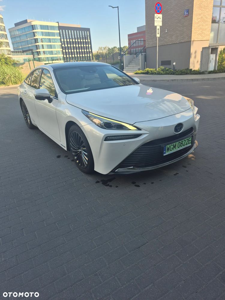 Toyota Mirai Executive - 18