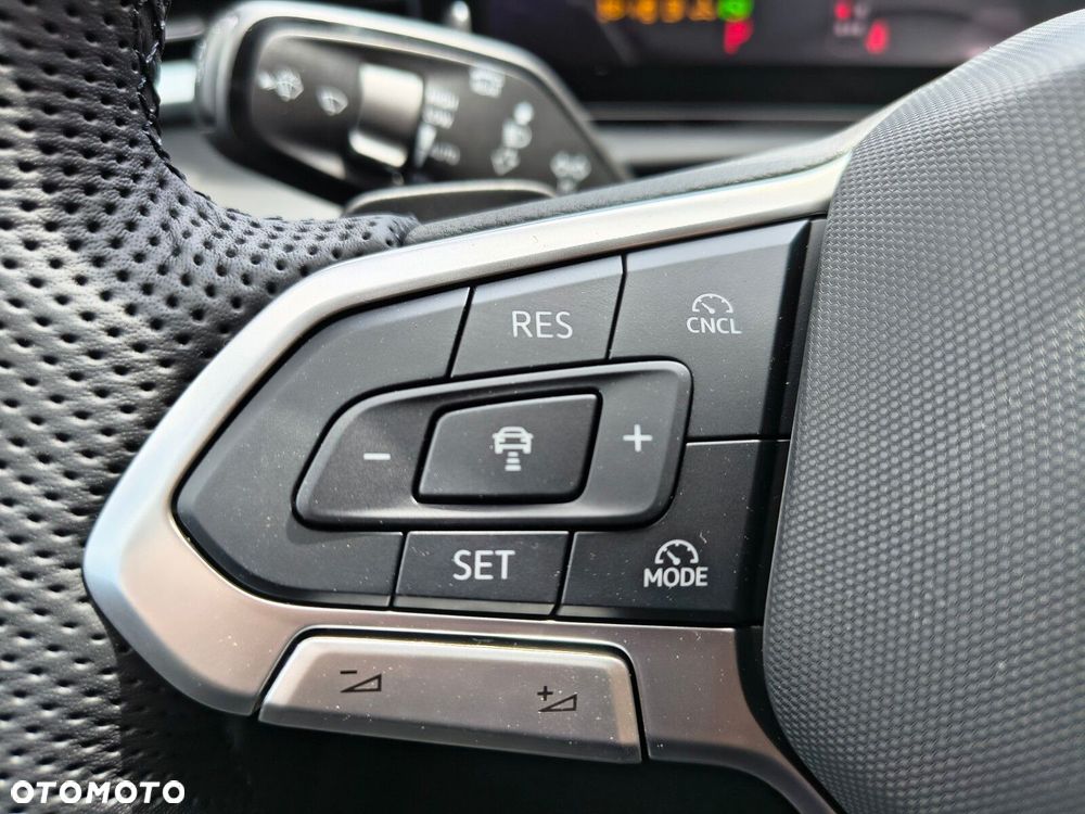 Volkswagen T-Roc 1.5 TSI R-Line DSG - 19