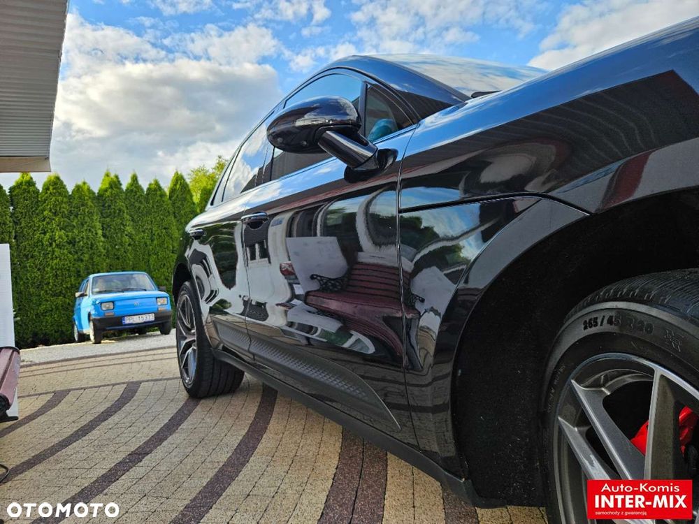 Porsche Macan - 10