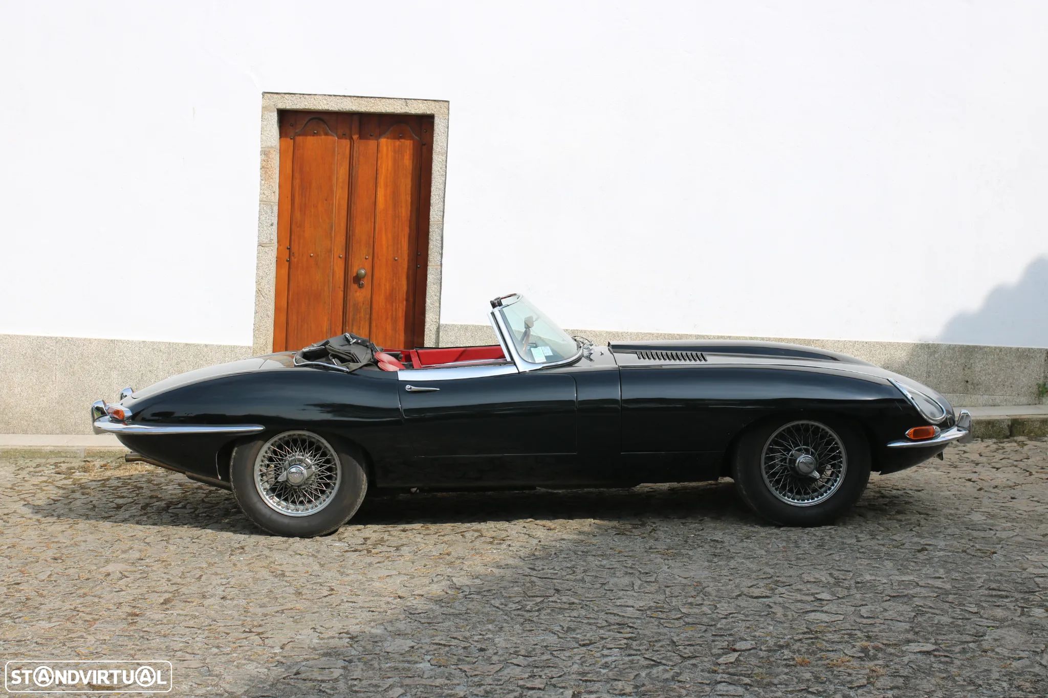 Jaguar E-Type - 1