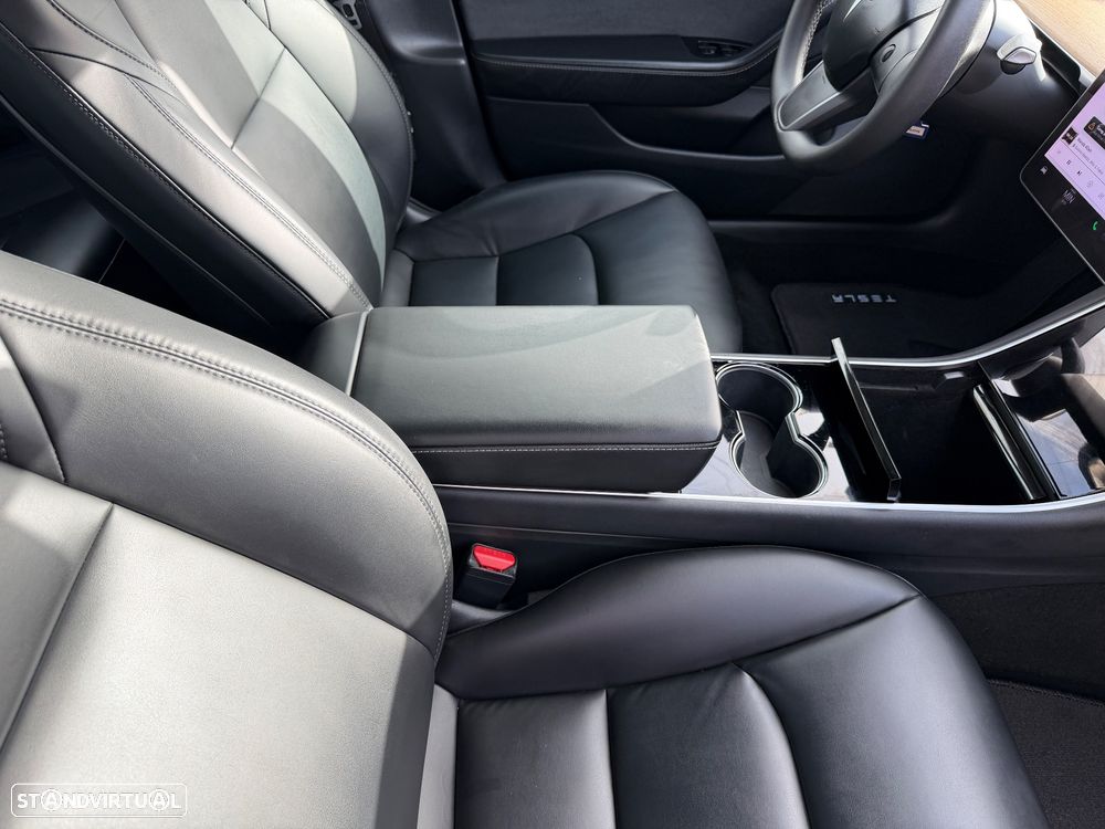 Tesla Model 3 Standard Range Plus RWD - 14