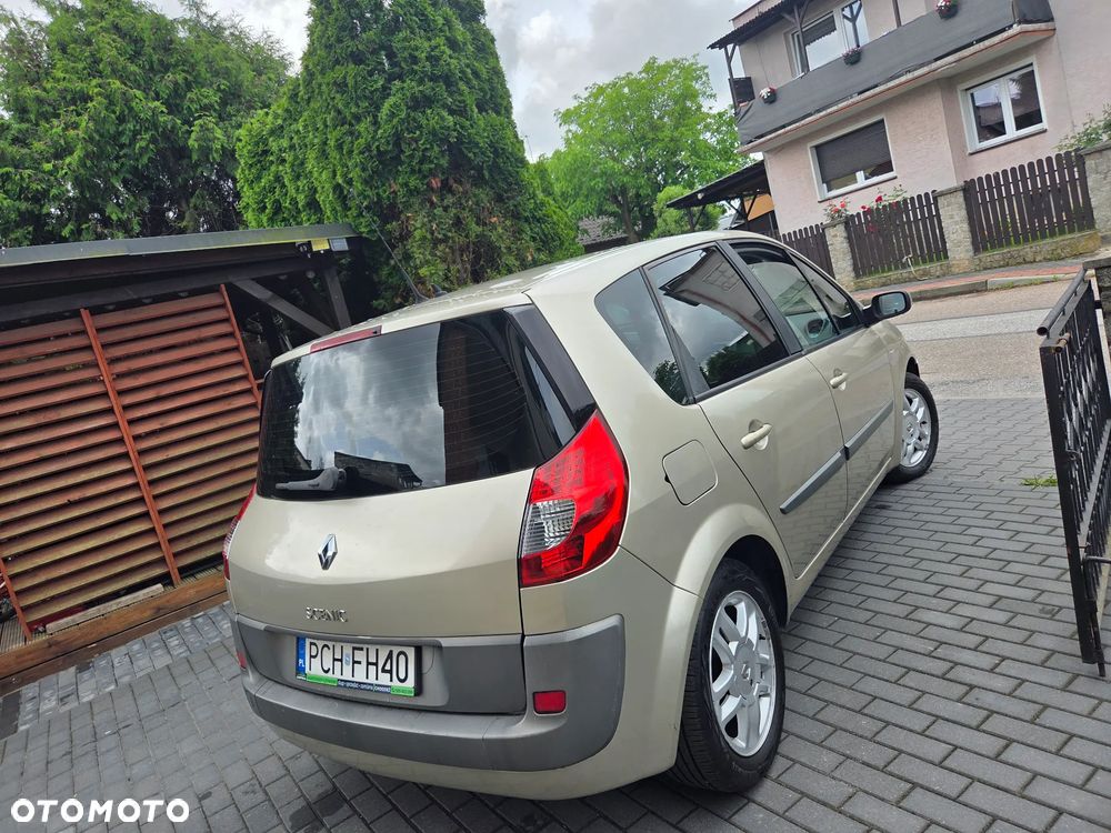 Renault Scenic - 4