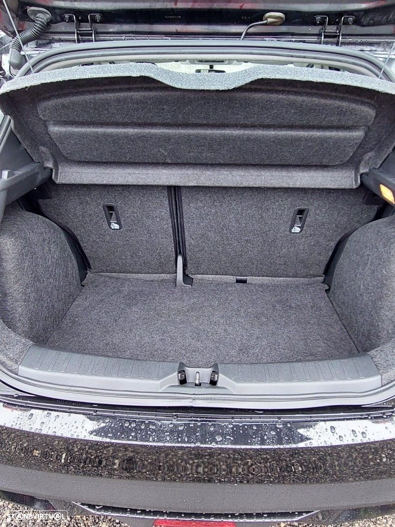 Nissan Micra 1.0 Visia Plus - 11