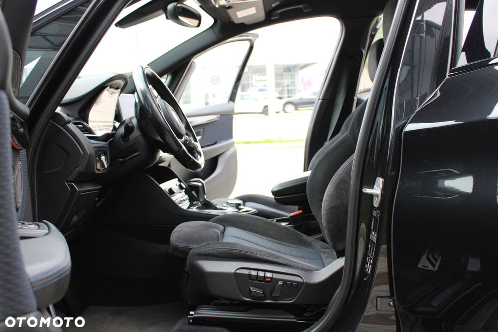 BMW Seria 2 220d xDrive Sport-Aut M Sport - 21
