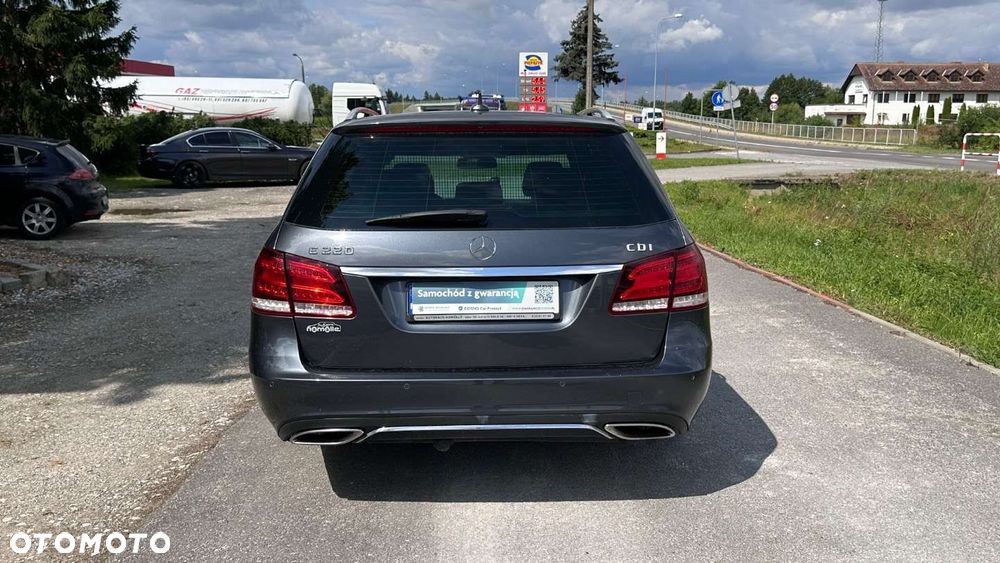 Mercedes-Benz Klasa E - 15