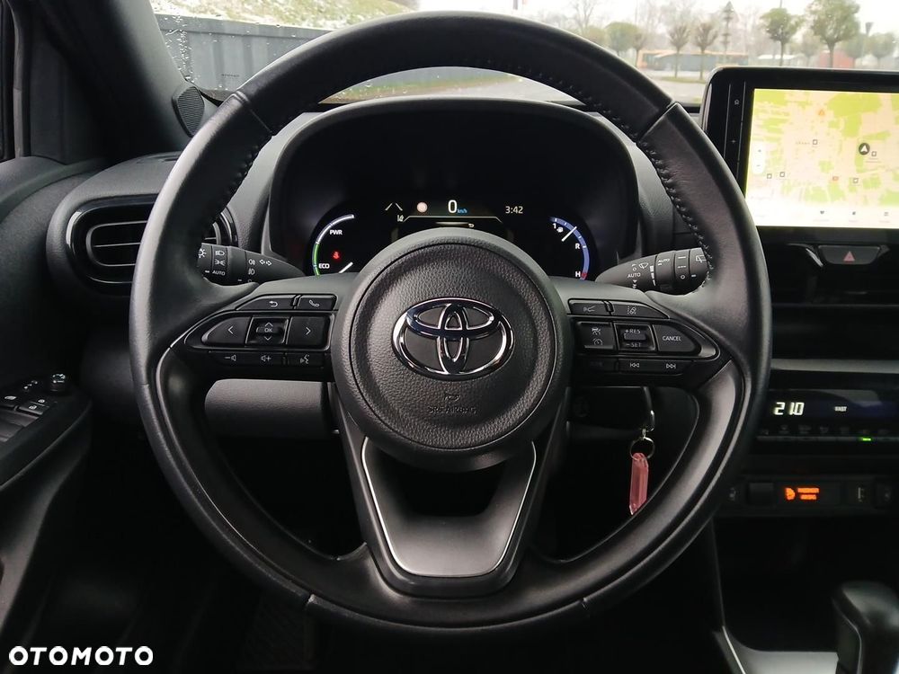 Toyota Yaris Cross Hybrid 1.5 Comfort - 24