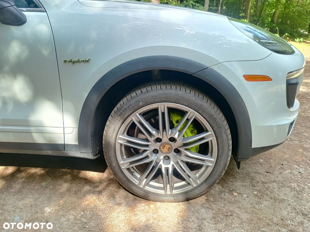Porsche Cayenne - 11
