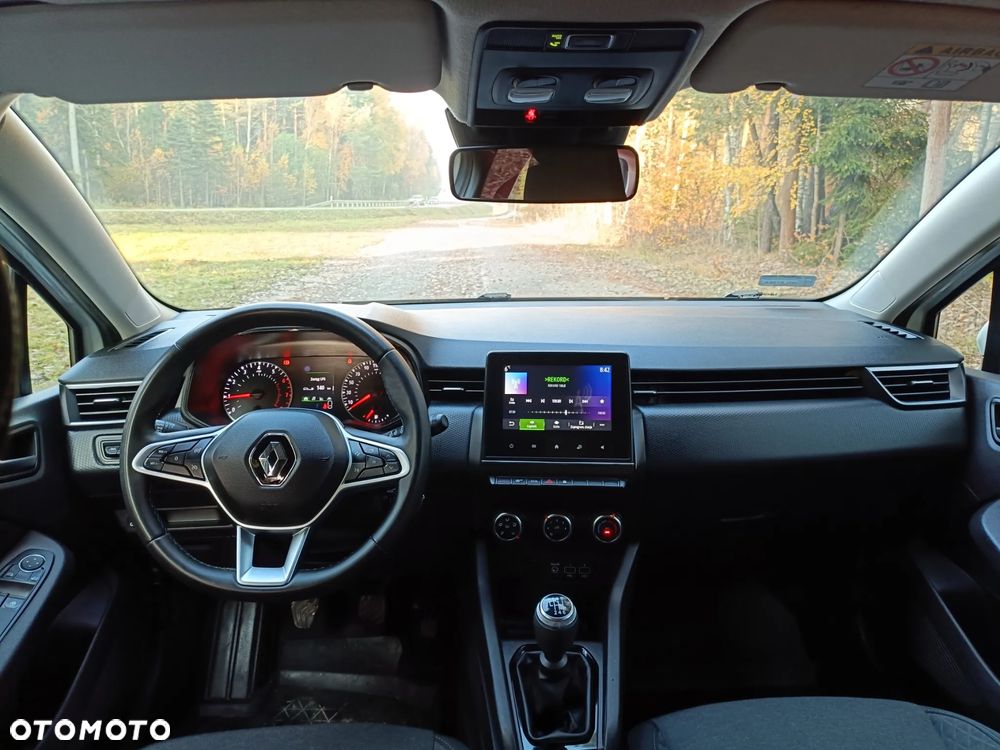 Renault Clio - 7