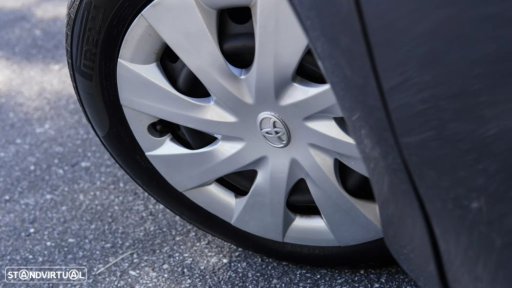 Toyota Yaris 1.0 VVT-i AC - 19