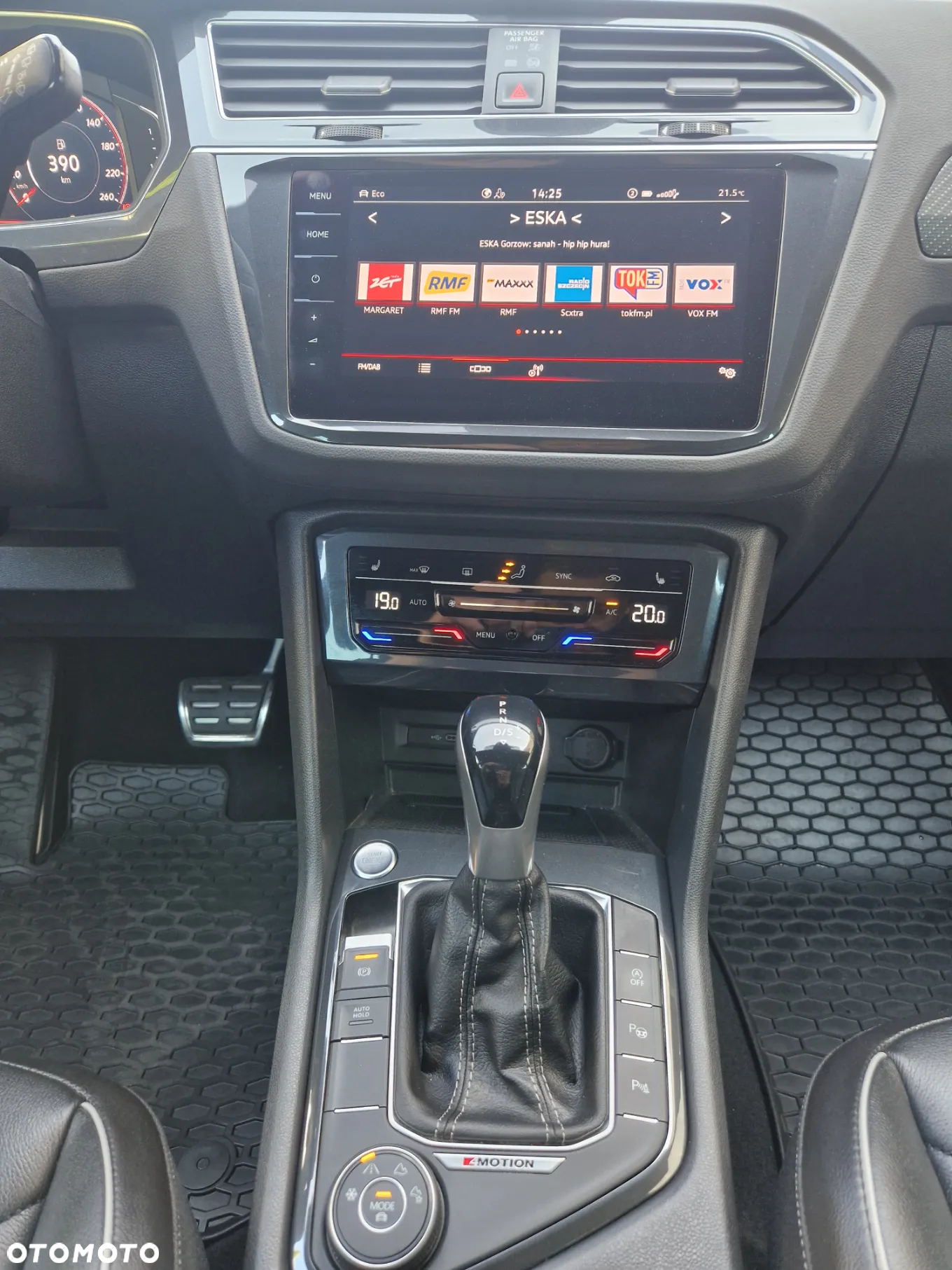 Volkswagen Tiguan 2.0 TDI SCR 4Mot R-Line DSG - 23