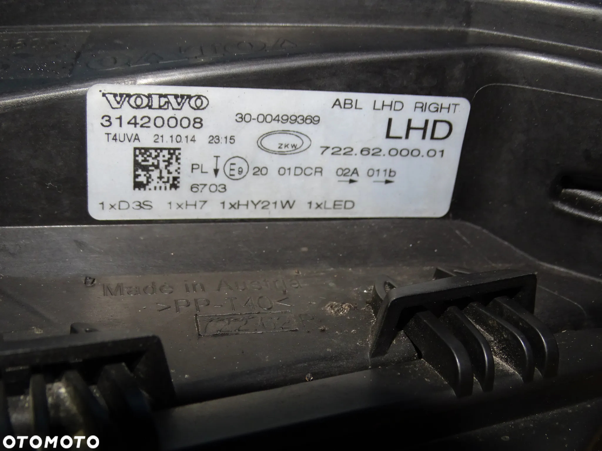 LAMPA PRAWA XENON VOLVO V40 EURO 31420008 12- - 5