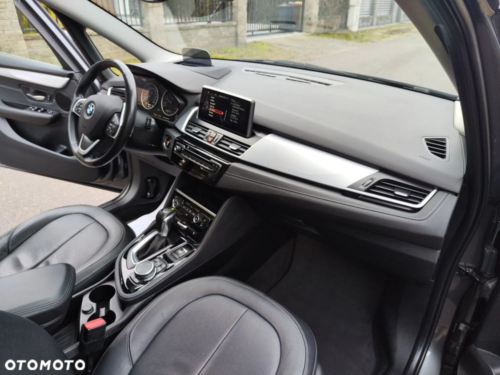 BMW Seria 2 220d xDrive Sport-Aut Luxury Line - 13