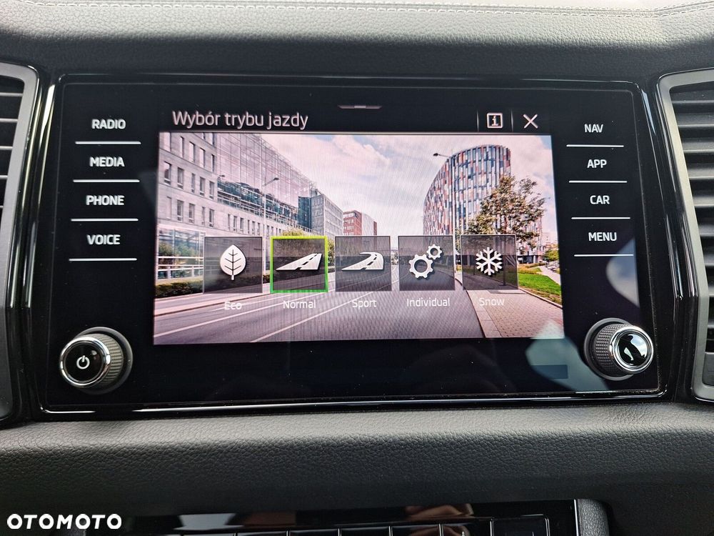 Skoda Kodiaq 2.0 TDI 4x4 Sportline DSG 7os - 30
