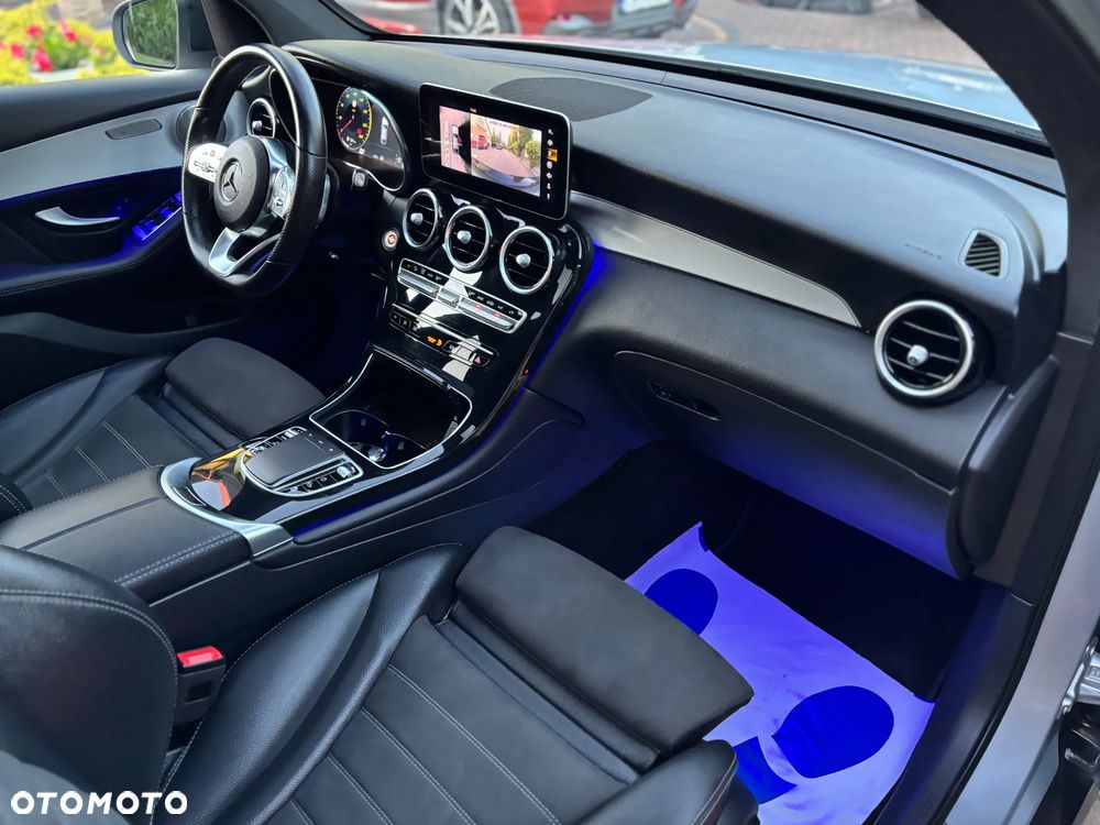 Mercedes-Benz GLC 200 d 4Matic 9G-TRONIC AMG Line - 8