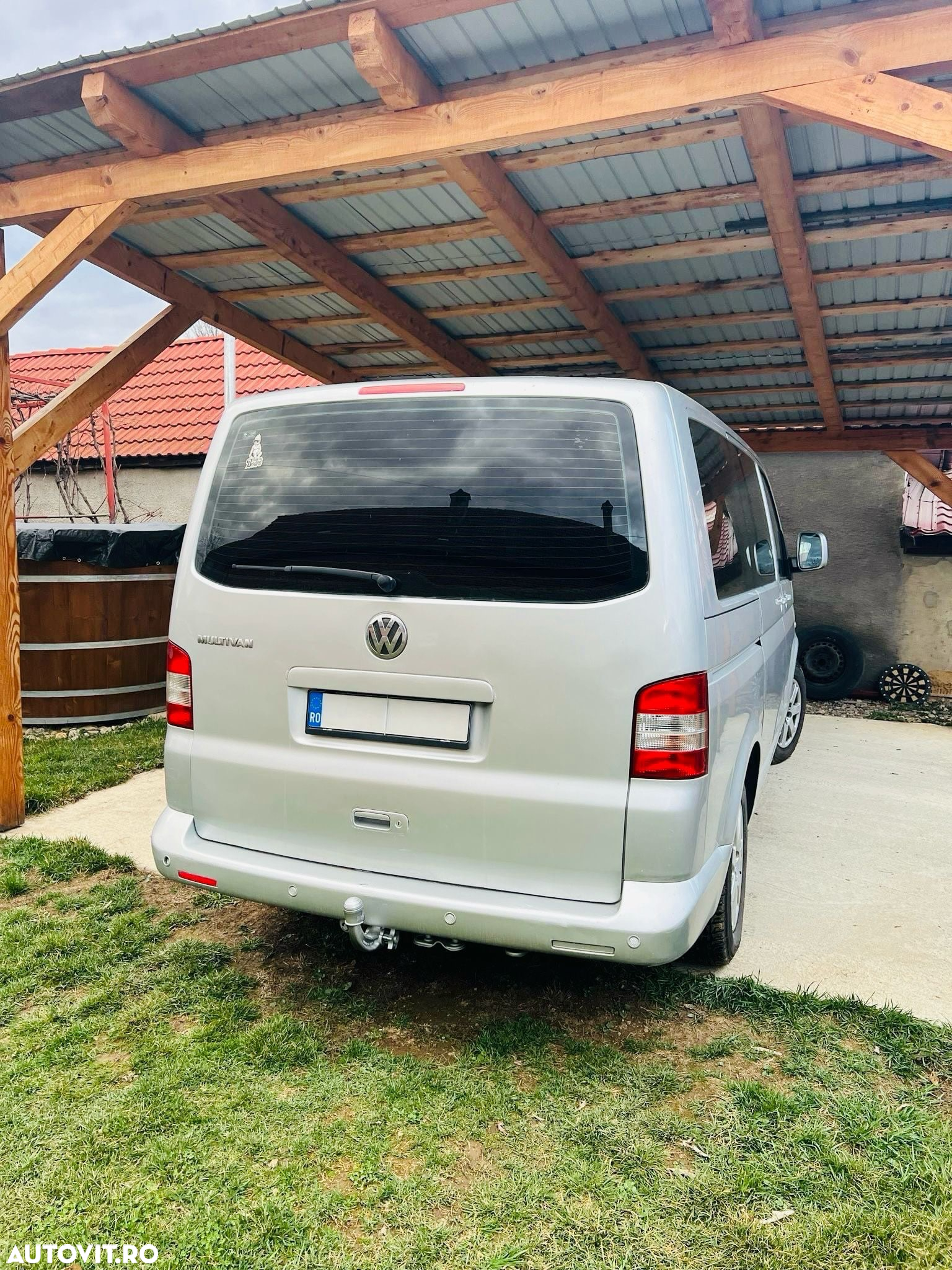 Volkswagen Multivan - 24