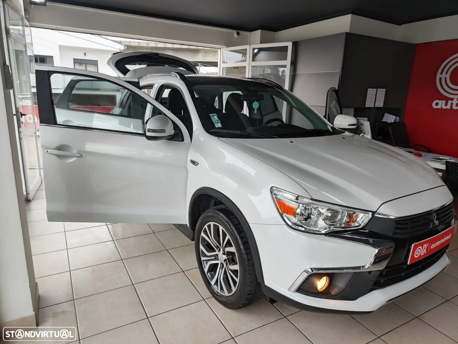 Mitsubishi ASX 1.6 MIVEC Intense - 16