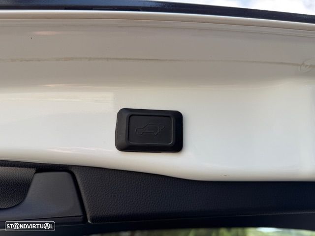 Toyota RAV4 2.5 HDF Square Collection AWD-i - 24